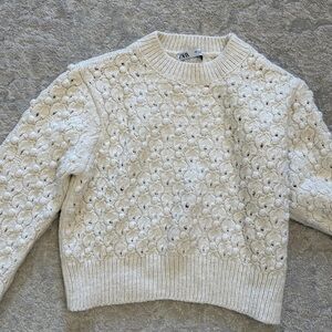 Zara Off-White Textured Pullover